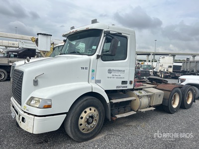2004 Volvo VNM 6x4 T/A Day Cab Truck Tractor