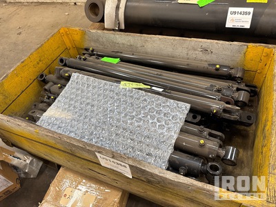 Quantity of (30) Manitex Outrigger cylinders Hydraulic Parts (Unused)