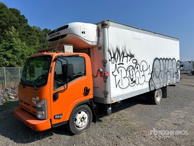 2013 Isuzu NQR 4x2 冷蔵トラック (Inoperable)