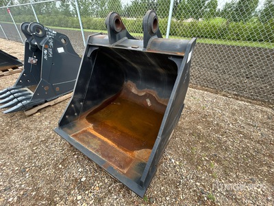 48 in Cleanup Excavator Bucket - Fits John Deere 180/190/200/210/245
