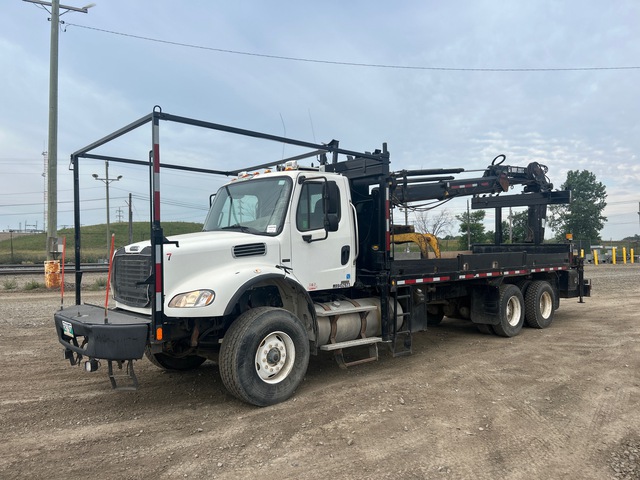 2005 Hiab 200-3 Articulated Boom on 2009 Freightliner M2112 6x4 Hi - Rail Boom Truck
