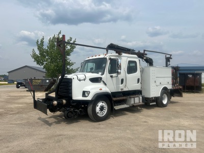 2013 Freightliner 108SD 4x2 Crew Cab Hi Rail شاحنة خدمة