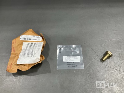 (521) Machine Bolts, (14) Preformed Packings, (910) Rivets & Assorted Items