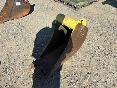 12 in Digging Excavator Bucket