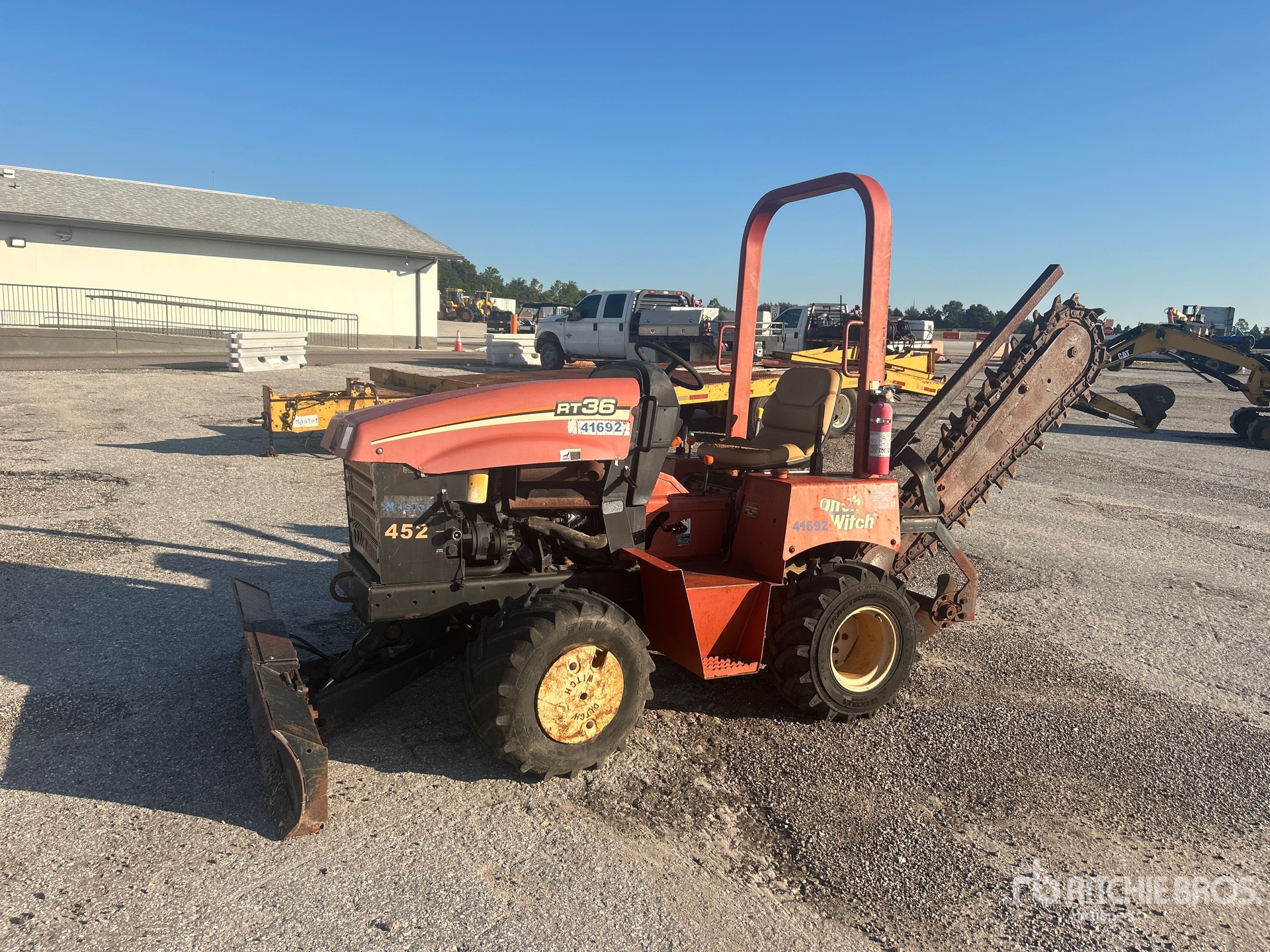 2005 Ditch Witch RT36 Trencher