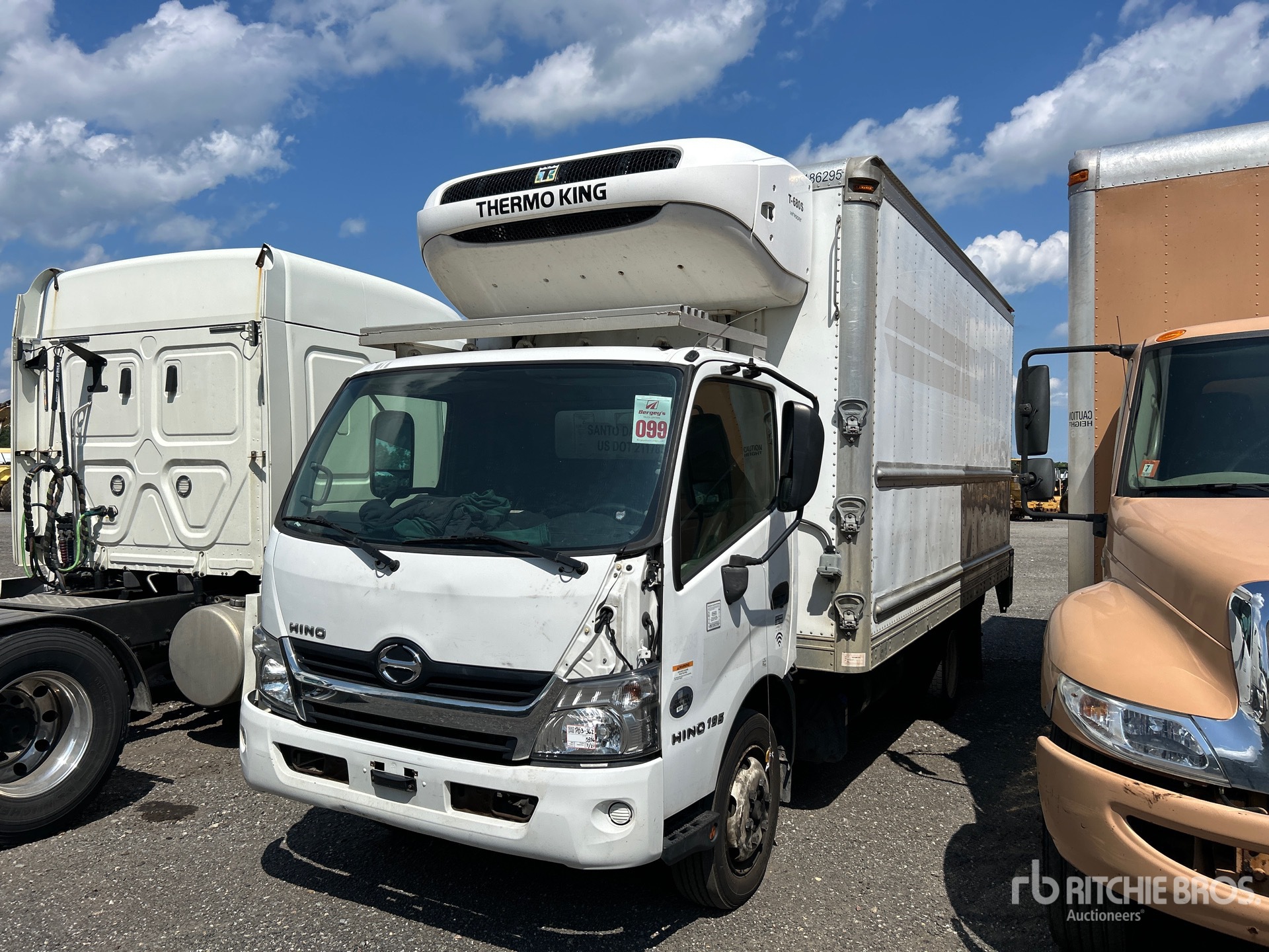 2005 Multiquip 25 kW Generator Set