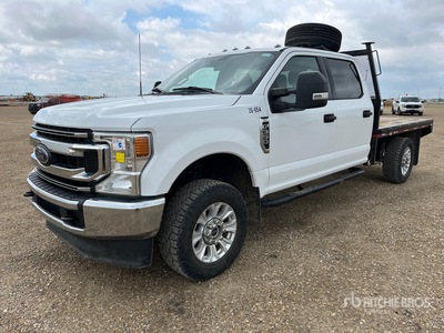 2022 Ford F-350 XLT 4x4 Crew Cab Pritsche-Lkw