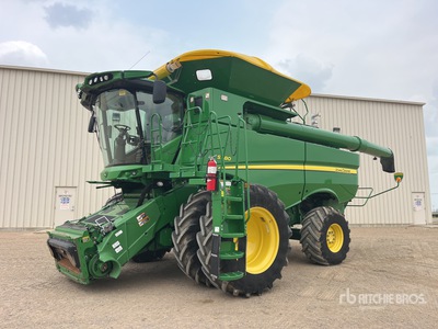 2014 John Deere S680S STS Combine Harvester