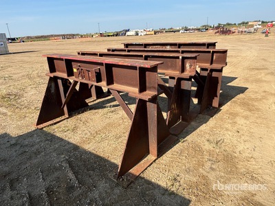 Quantity of (4) Metal Stands Varios, tienda, almacen, consumidor