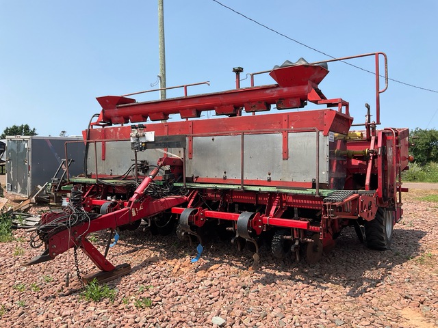 Grimme 36T 6 Row Planter