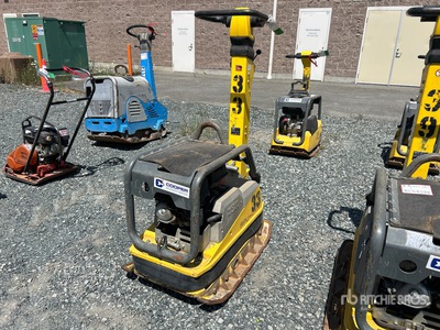 2021 Wacker Neuson BPU4045 Plancha compactadora