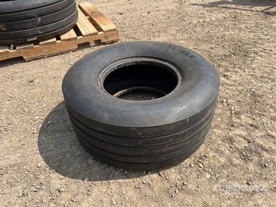 Carlisle 13.50-15 Tires