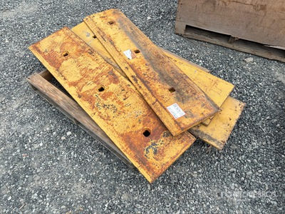 Quantity of (4) Divers - Accessoires pour camions