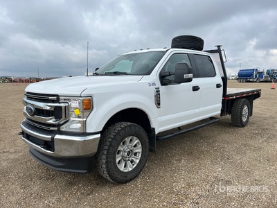 2022 Ford F-350 XLT 4x4 Crew Cab Pritsche-Lkw