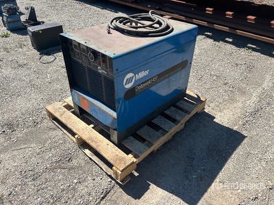 Miller Deltaweld 451 450 A Electric Welder