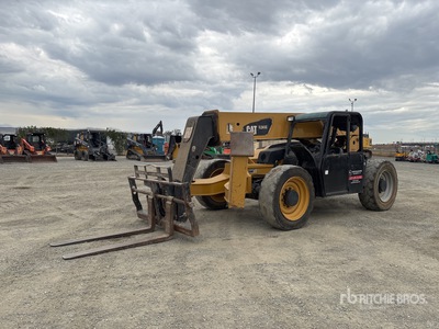 2015 Cat TL943C Telehandler