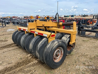 Blairmore 108 in 15 Wheel Grader Hitch Packer Varios accesorios motoniveladora