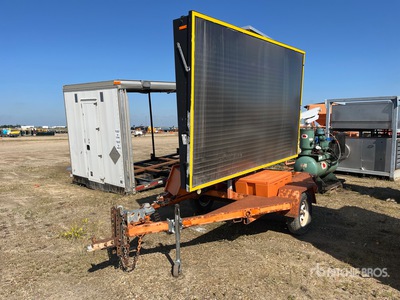 2008 Ver-Mac 1500 RS Solar Message Board