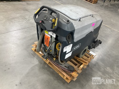 Advance SC900 Floor Scrubber