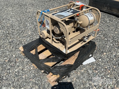 Highland HEI9918 Portable Field Shower Unit