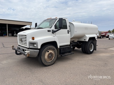 2007 Chevrolet C7500 2000 gal 4x2 Water Truck