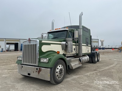 2018 Kenworth W900L 6x4 Sleeper Truck Tractor
