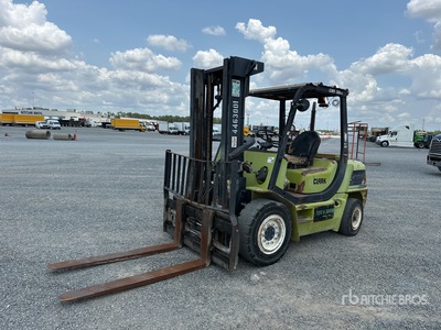 Clark CMP50SD 8600 lb Pneumatic Tire Forklift