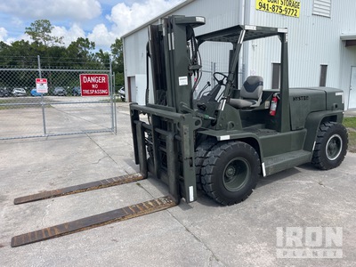 1986 Hyster S155XL 10000 lb 4x2 Rough Terrain Forklift