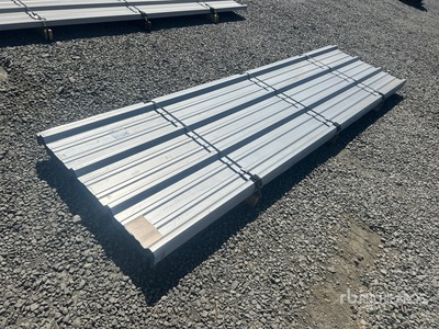 Quantity of (50) 2025 Kit Containers 12 ft Metal Roofing Varios metales (Unused)