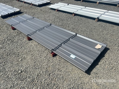 Quantity of (50) 2025 Kit Containers 12 ft Metal Roofing Varios metales (Unused)