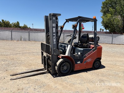 Heli 4600 lb Pneumatic Tire Forklift