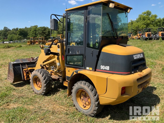 CARGADOR FRONTAL 2005 CATERPILLAR 904B