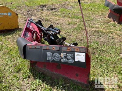 2018 Boss 8'2" Power-V XT 8 ft 2 in Power-V Chasse-neige - Fits Truck