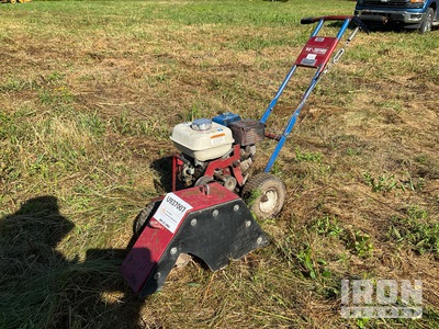 2008 Redefiner R450H Walk Behind Bedding Edger (Inoperable)