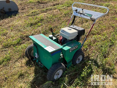 1995 Lesco Renovator 20 021600 Walk-Behind Sembradora