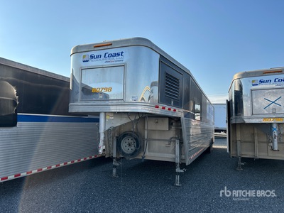 2019 Bloomer 35 ft T/A Gooseneck Remorque fermée