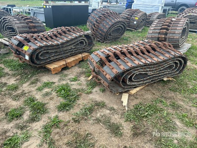 Quantity of (2) 33 inch Tracks