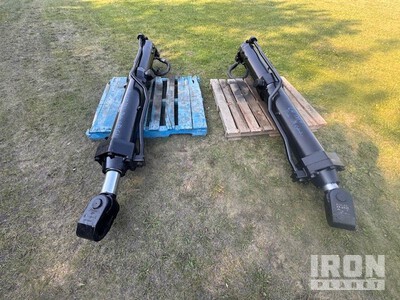 Quantity of (2) Cat D11 RH/LH Blade Lift Cylinder