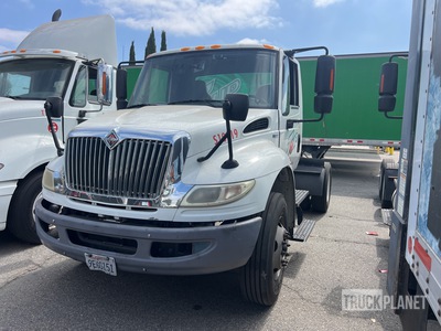 2011 International 4400 SBA 4x2 Tracteur Routier (Inoperable)