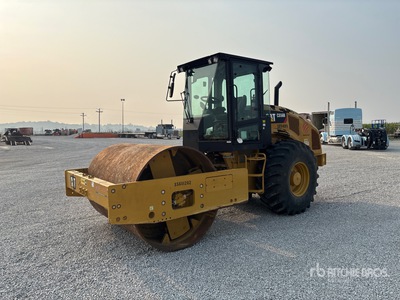 2020 Cat CS56B Smooth Drum Compactor (Inoperable)