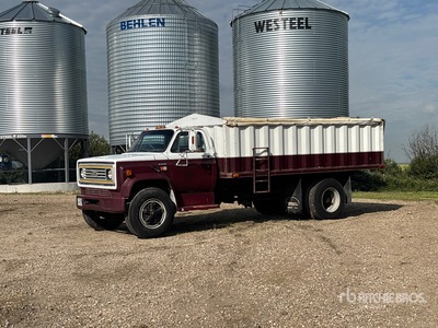 1993 GMC 7000 4x2 Grain Truck