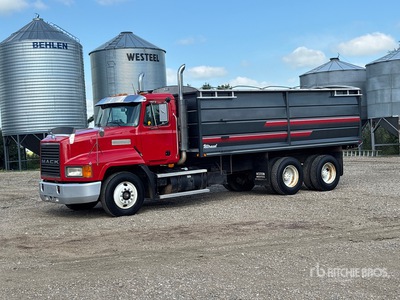 1998 Mack CH613 6x4 Ciężarówka do przewozu zboża
