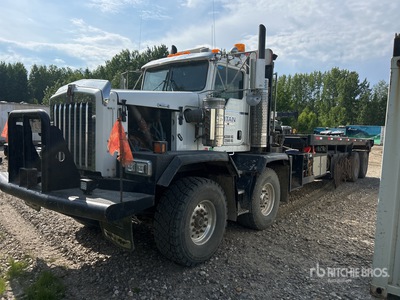 2007 Kenworth C500B 8x4 Twin-Steer Bed Truck