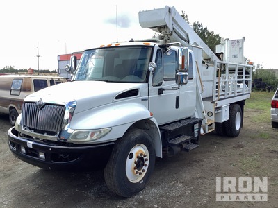 2008 Terex HI-RANGER TPL40 350 lb on 2009 International 4x2 Crew Cab Kranwägen