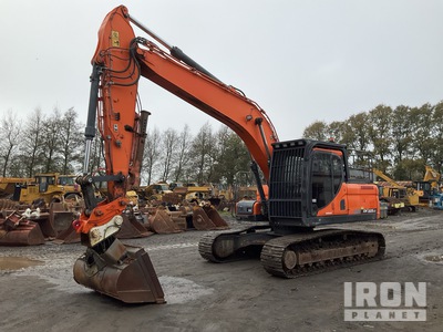 2017 Doosan DX225 Koparka gąsienicowa
