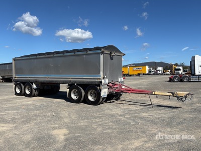 2018 Hercules 8 m Quad Dog End Dump Trailer