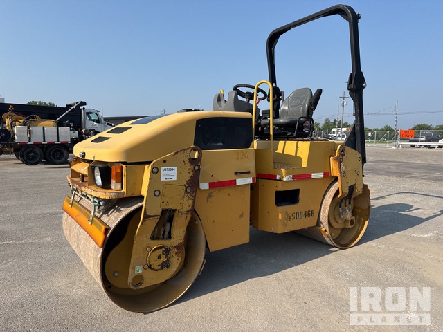 COMPACTADOR 2010 CATERPILLAR CB34