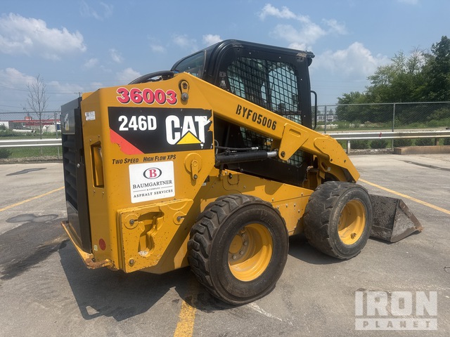 MINI CARGADOR SOBRE RUEDAS 2019 CATERPILLAR 246D