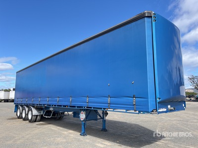 2020 MaxiTrans 13.5 m Tri/A Curtain Side Trailer