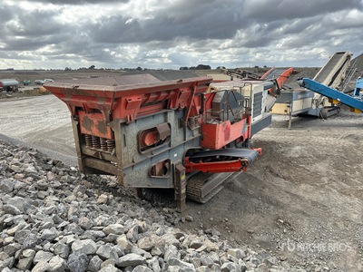 2011 Sandvik QJ340 Tracked Jaw Crushing Plant
